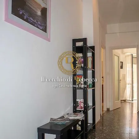 Rebecca's On The Fishing Village Beach Front Apartamento Lerici
